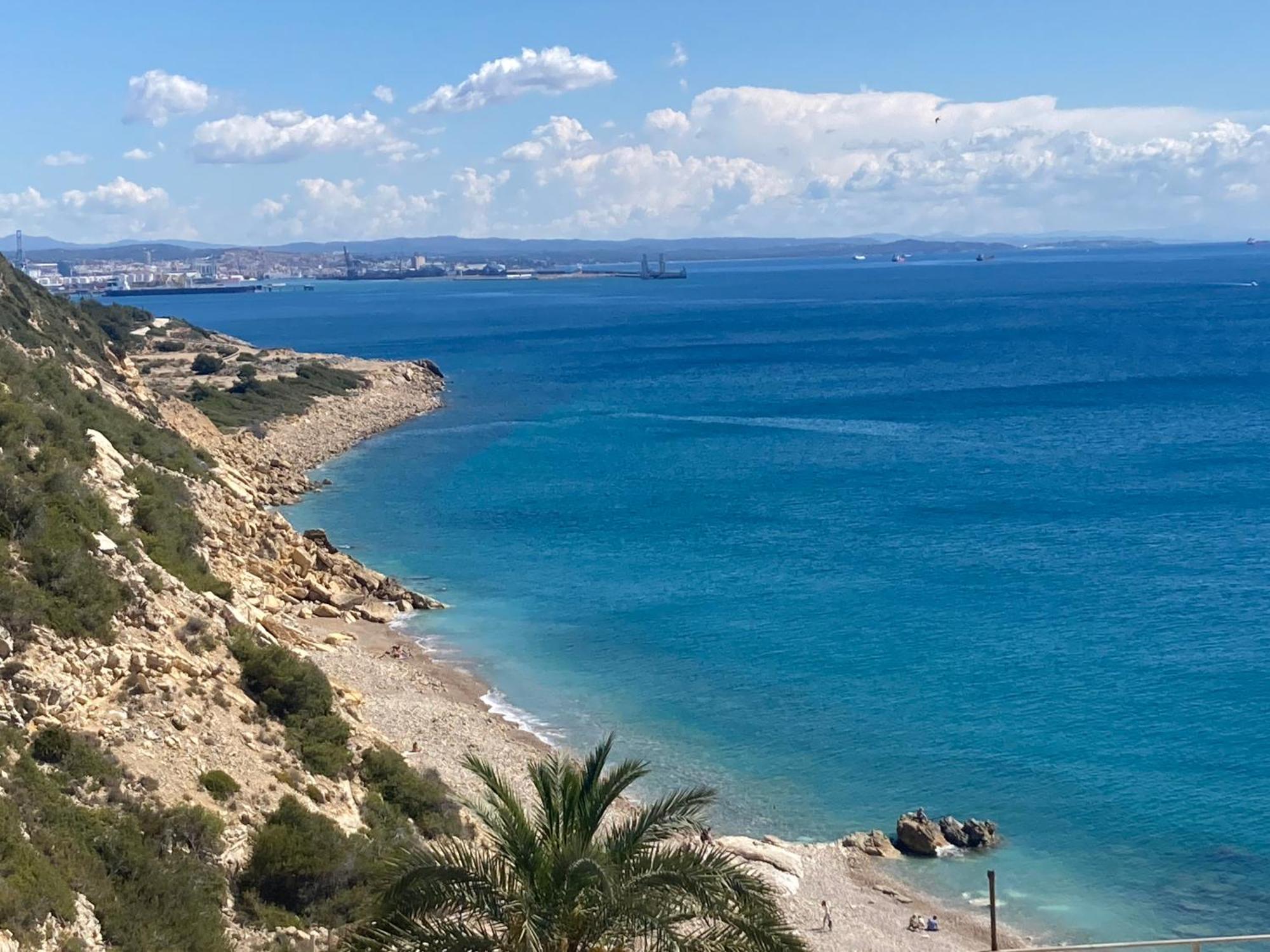 Appartement Vue Mer Avec Piscine Et Wifi Salou Extérieur photo